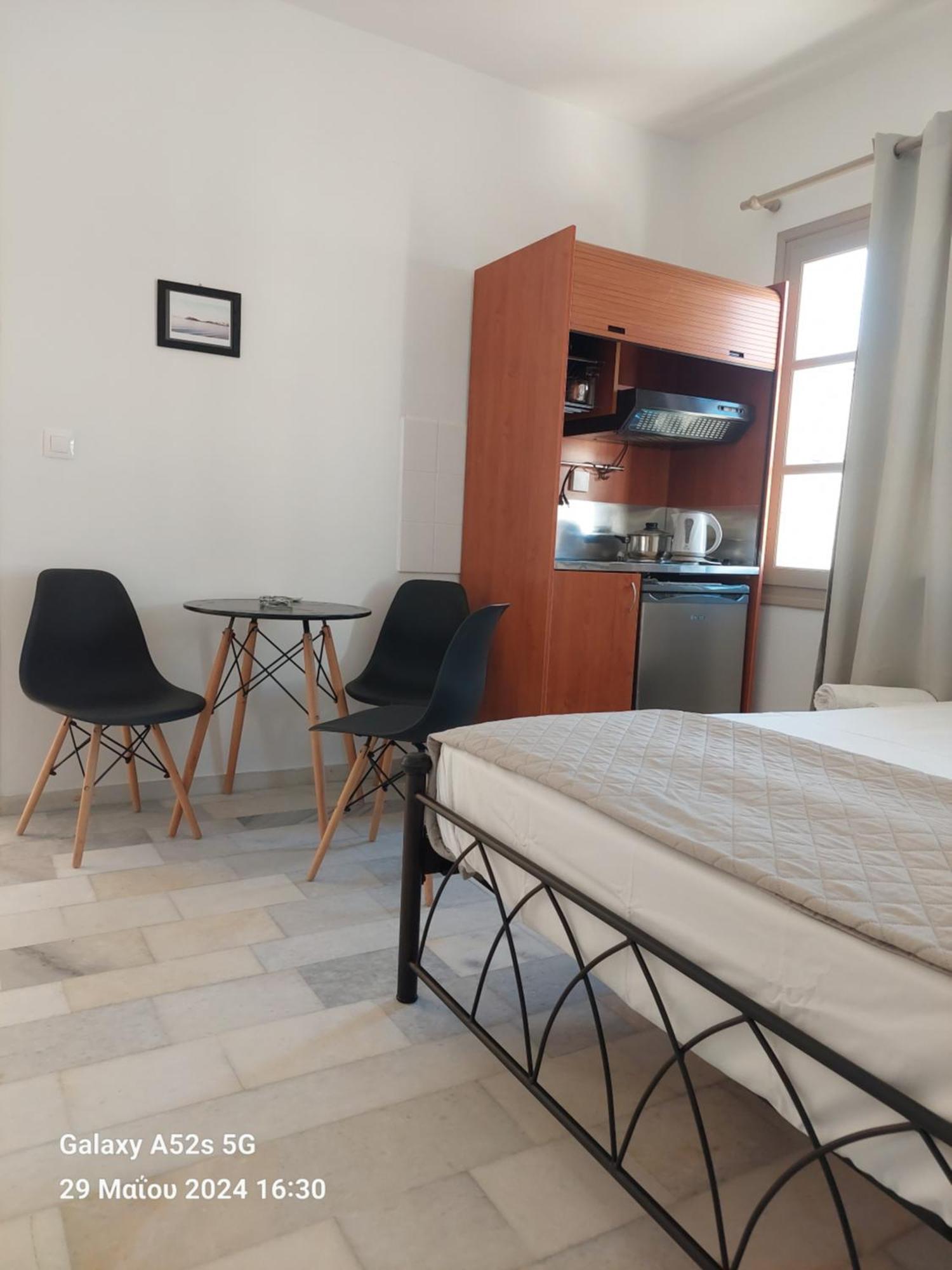 Studio Tsakas Naxos City Екстериор снимка